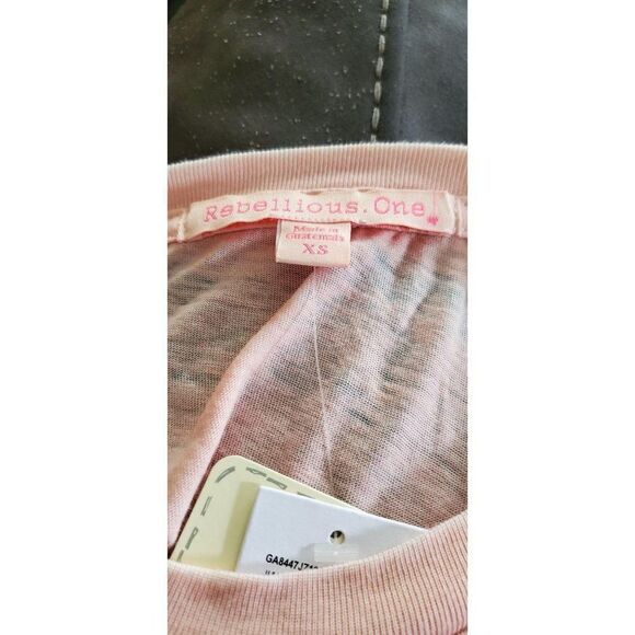 Rebellious One Short Sleeve Butterfly T-Shirt XS P - Picture 2 of 9